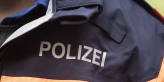 Winterthur - Angetrunkener 18-Jähriger spuckt Winterthurer Polizisten an