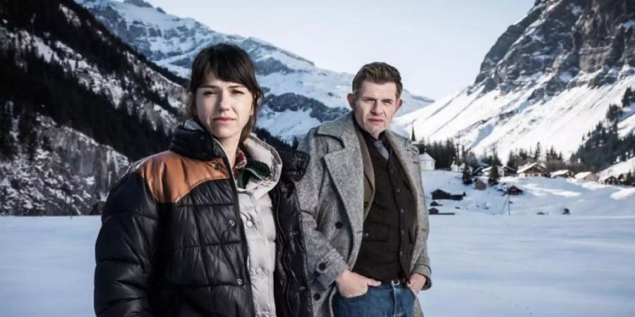 Für die vierte Staffel im Einsatz: Das «Wilder»-Ermittlerduo Rosa Wilder (Sarah Spale) und Manfred Kägi (Marcus Signer).