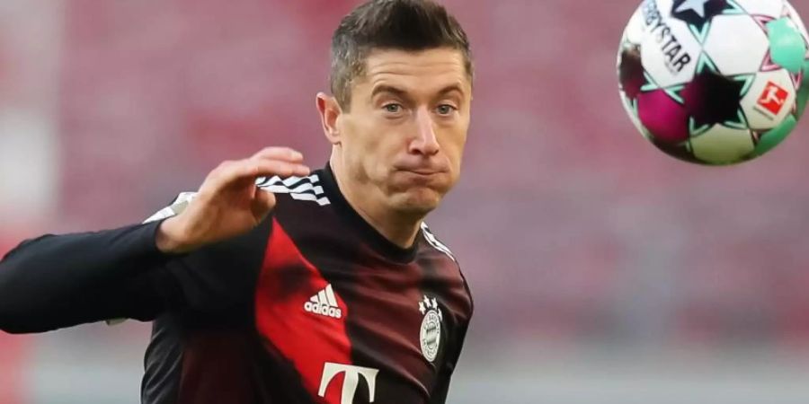 Robert Lewandowski ist nach 2015 bereits zum zweiten Mal zu Polens Sportler des Jahres gewählt worden. Foto: Tom Weller/dpa