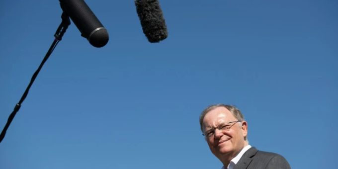 Niedersachsens Ministerpräsident Weil (SPD) Niedersachsens Ministerpräsident Weil (SPD)