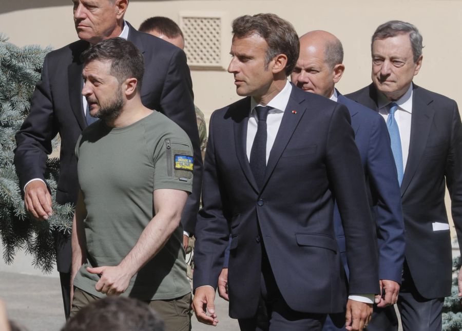 Wolodymyr Selenskyj und Emmanuel Macron in Kiew.