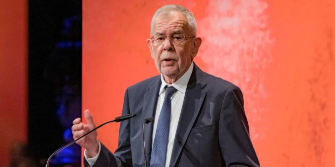 Wegen Krieg - Österreichs Staatschef schwört auf harten Winter ein