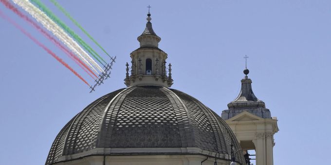 Italien feiert den Nationalfeiertag. EPA/CLAUDIO PERI Italy's Republic Day celebrations in Rome