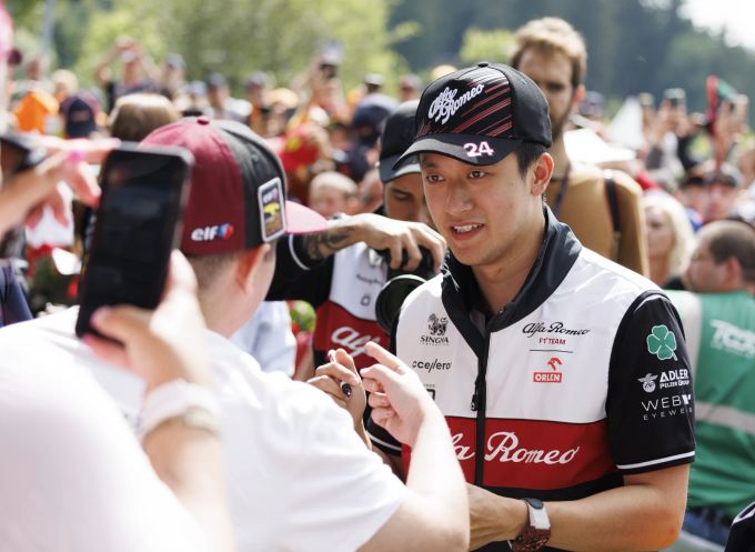 Zhou Guanyu (Alfa-Sauber) im Rahmen des Österreich-GP der Formel 1. Zhou Guanyu Formel 1