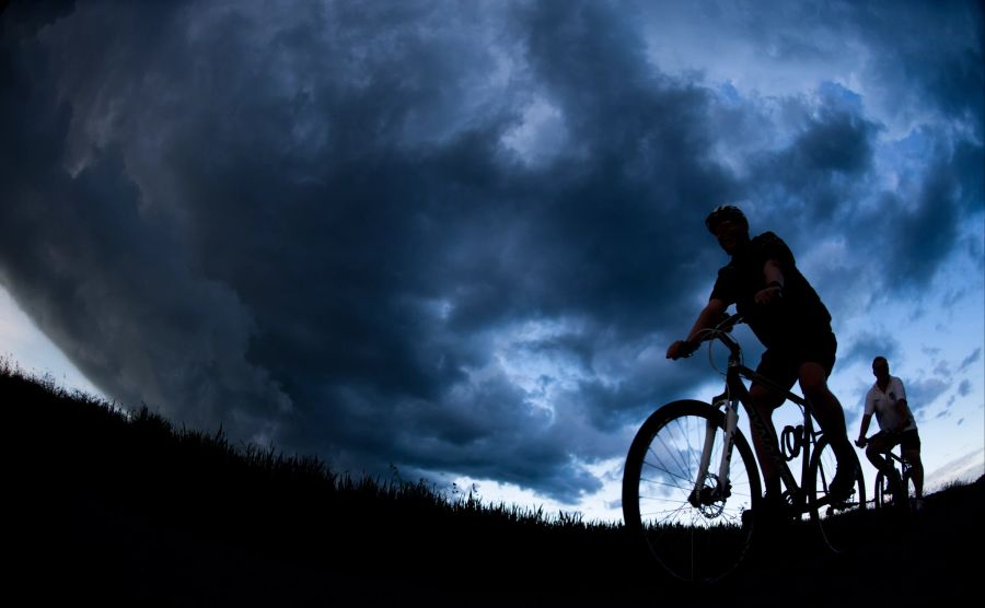 Himmel Gewitter Velofahrende Gras