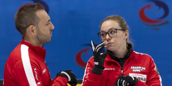 Das Schweizer Curling-Mixed-Duo Alina Pätz und Sven Michel. curling pätz michel