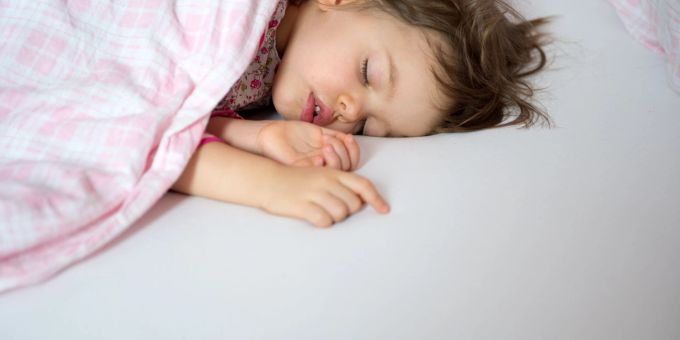 Gut gebettet? Nicht auf jeder Matratze. Sechs von 15 Kindermatratzen konnten «Öko-Test» aufgrund von Sicherheitsmängeln nicht überzeugen. Gut gebettet? Nicht auf jeder Matratze. Sechs von 15 Kindermatratzen konnten «Öko-Test» aufgrund von Sicherheitsmängeln nicht überzeugen.