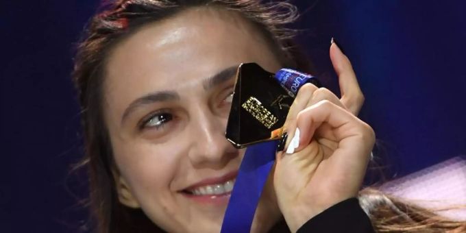 Hat den Präsidenten des russischen Leichtathletik-Verbandes zum Rücktritt aufgefordert: Goldmedaillengewinnerin Marija Lassizkene. Foto: Hendrik Schmidt Hat den Präsidenten des russischen Leichtathletik-Verbandes zum Rücktritt aufgefordert: Goldmedaillengewinnerin Marija Lassizkene. Foto: Hendrik Schmidt