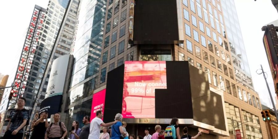 Touristen am Times Square in New York