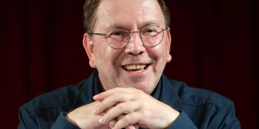 René Pollesch wird die Leitung der Volksbühne als Intendant zur Saison 2021/22 übernehmen. Foto: Britta Pedersen