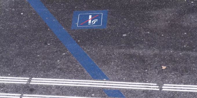 Die Perrons von Schweizer Bahnhöfen werden ab Juni Schritt für Schritt rauchfrei. Gequalmt werden darf künftig nur noch in signalisierten Zonen. (Themenbild)