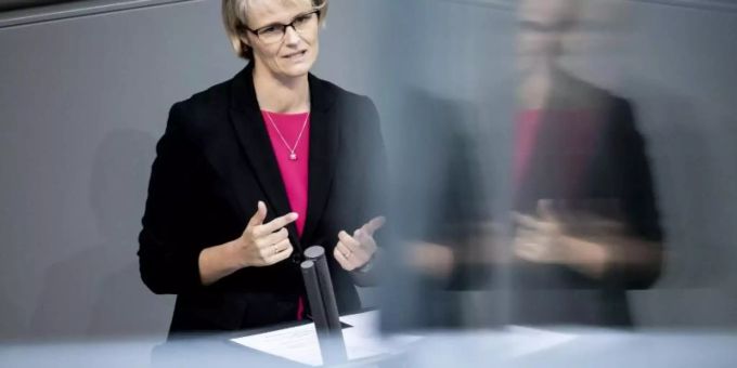 Steht wegen der Standortwahl für die Batteriezellenforschung in Münster in der Kritik: Bundesforschungsministerin Anja Karliczek. Foto: Christoph Soeder