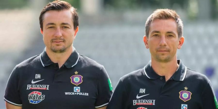 Trainer Daniel Meyer (l) und Co-Trainer Andre Meyer sind in Aue vorerst beurlaubt. Foto: Robert Michael