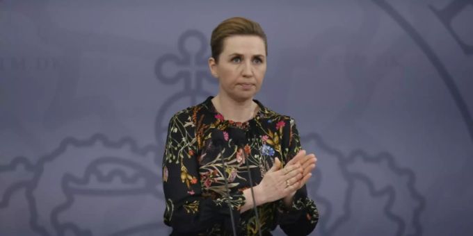 Dänemarks Regierungschefin Frederiksen in der Kritik Dänemarks Regierungschefin Frederiksen in der Kritik