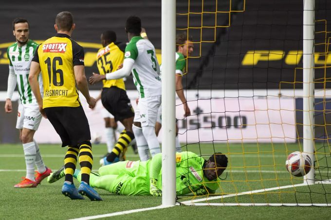 Martins trifft zum zwischenzeitlichen 1:0 für YB. YB