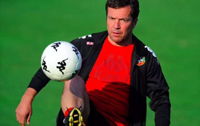 Als Trainer ist er unter anderem bei der Nationalmannschaft Bulgariens tätig. Lothar Matthäus