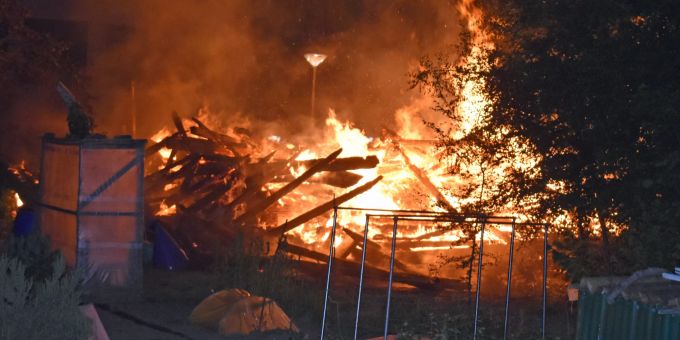 Reiden LU: Holzspycher niedergebrannt – Brandursache geklärt. Reiden LU