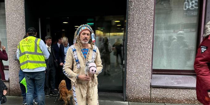Freispruch - Skeptiker Stricker steht wegen Einsprache vor Gericht