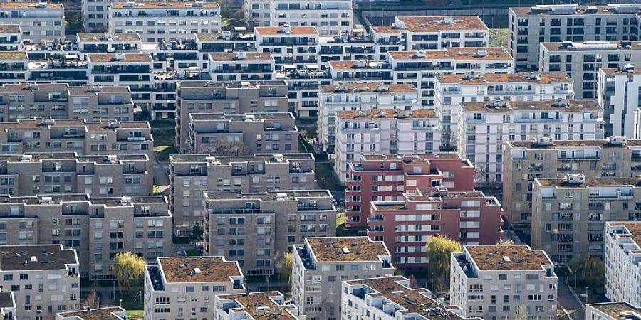 Wohnblocks im Raum Zürich: Der Nationalrat hat gut 1,6 Milliarden Franken für Beiträge an Verkehrsprojekte in verschiedenen Agglomerationen bewilligt. (Archivbild)