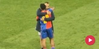 Im Video - Hier tröstet Ex-Bebbi Arthur Cabral seine FCB-Kollegen