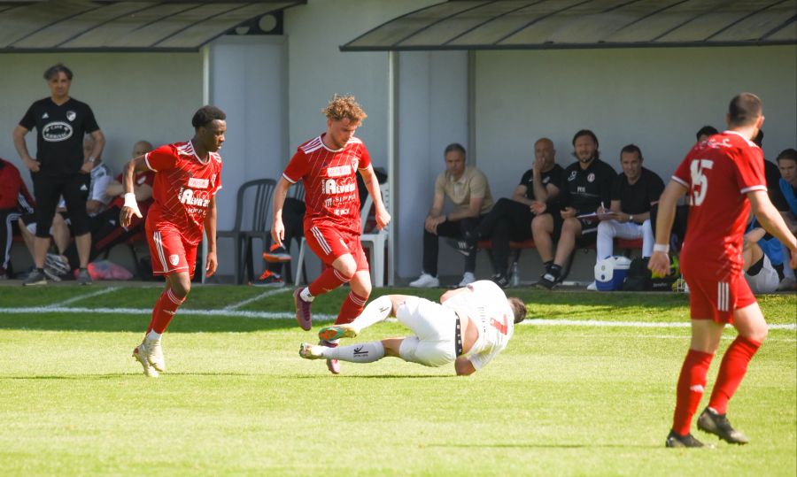 Vor allem in der zweiten Halbzeit war der Match von vielen Zweikämpfen geprägt.