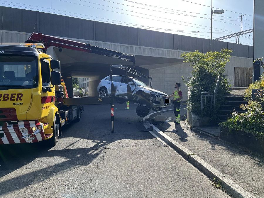 Nach Unfall abtransportiert