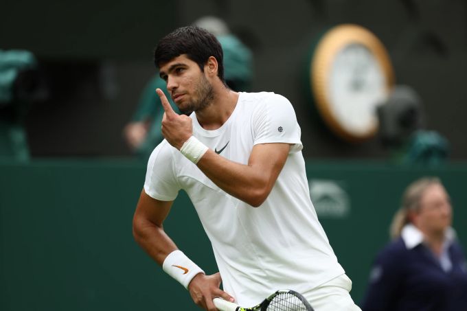 Carlos Alcaraz im Einsatz in Wimbledon. Carlos Alcaraz Wimbledon