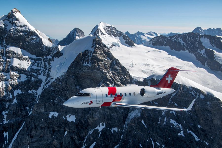 Einer der drei Ambulanzjets der Rega vom Typ Bombardier Challenger 650.