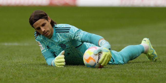 Yann Sommer verliert bei Bayern München mit der Rückkehr von Manuel Neuer wohl seinen Stammplatz. Yann Sommer Bayern Mènchen