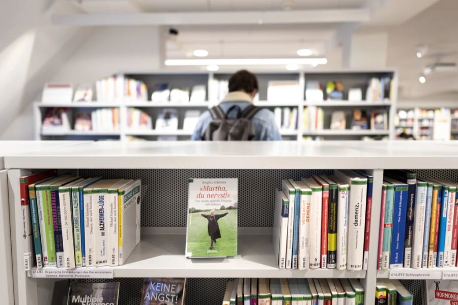 Gefördert wird der steigende Buchverkauf auch dadurch, dass viele Leseratten ein Buch gleich zwei Mal kaufen.