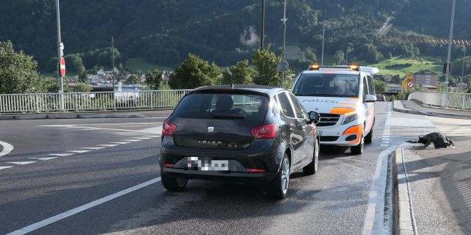 Fahrerflucht - Unfälle in Niederurnen GL und Bilten GL