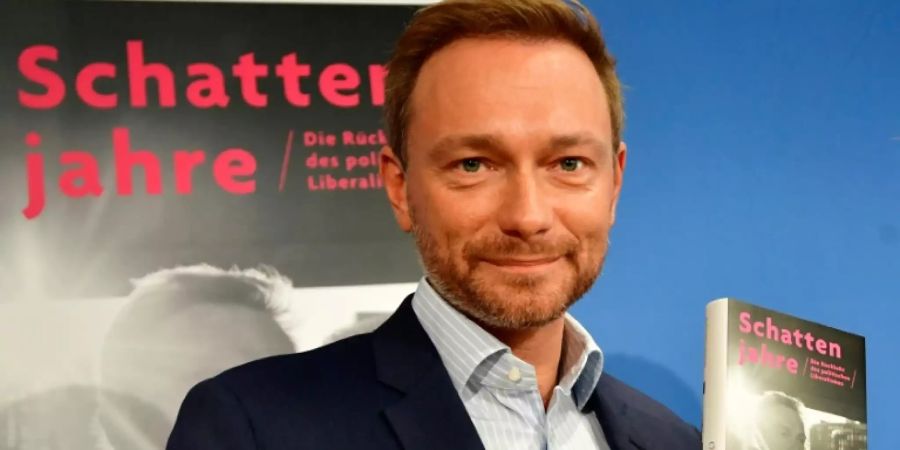 Lindner bei Buchpräsentation 2017