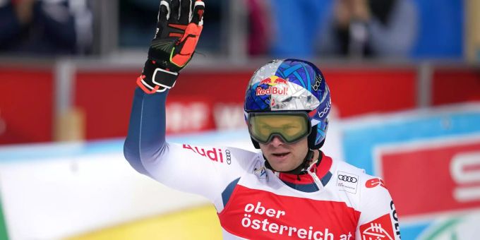 Alexis Pinturault gewinnt den Riesenslalom in Hinterstoder. Marco Odermatt wird als bester Schweizer Vierter. Marco Odermatt Alexis Pinturault