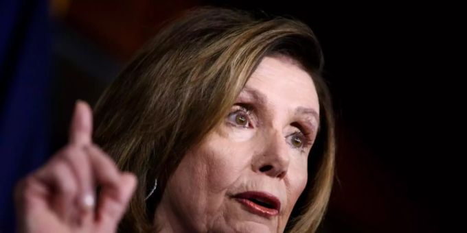 Nancy Pelosi bei einer Pressekonferenz am Donnerstag Nancy Pelosi bei einer Pressekonferenz am Donnerstag