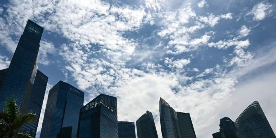 Singapur stellt 20.000 Wanderarbeiter unter Quarantäne