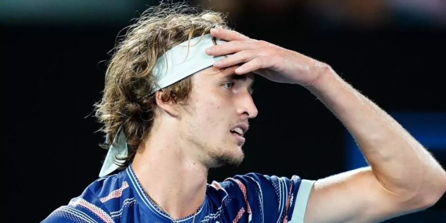 Alexander Zverev verliert das Halbfinal gegen Dominic Thiem in vier Sätzen.