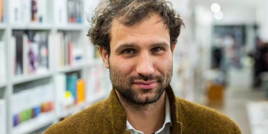 Der Autor Takis Würger, Autor des umstrittenen Romans «Stella», sucht eine Wohnung in New York. Foto: Christophe Gateau