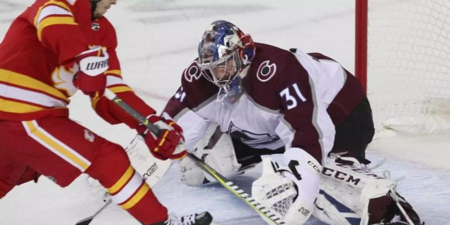 Philipp Grubauer zeigte im Tor der Colorado Avalanche erneut eine starke Listung. Foto: Dave Chidley/The Canadian Press/AP/dpa