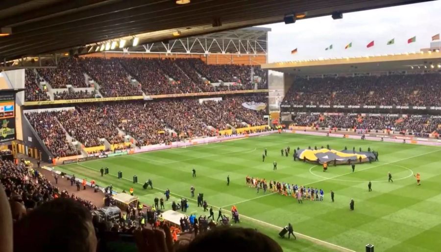 Molineux Stadium in Wolverhampton, Heimstadion der Wolverhampton Wanderers, 32'050 Zuschauer.