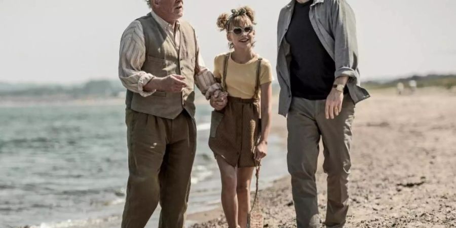 Matt Dillon als Nick (r), Nick Nolte als Grossvater Amadeus und Sophia Lane Nolte als Matilda: «Head Full of Honey» scheiterte in den USA kläglich. Foto: Gordon Timpen/Warner Bros. GmbH