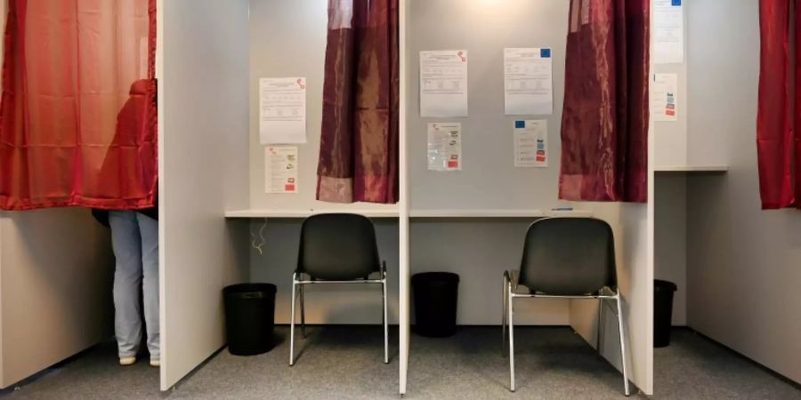 Wahlkabine in Bremen