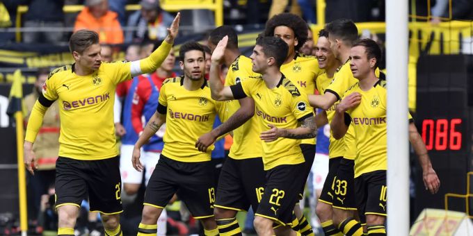 Weil Bayern patzt - Borussia Dortmund hält Titelrennen weiter offen