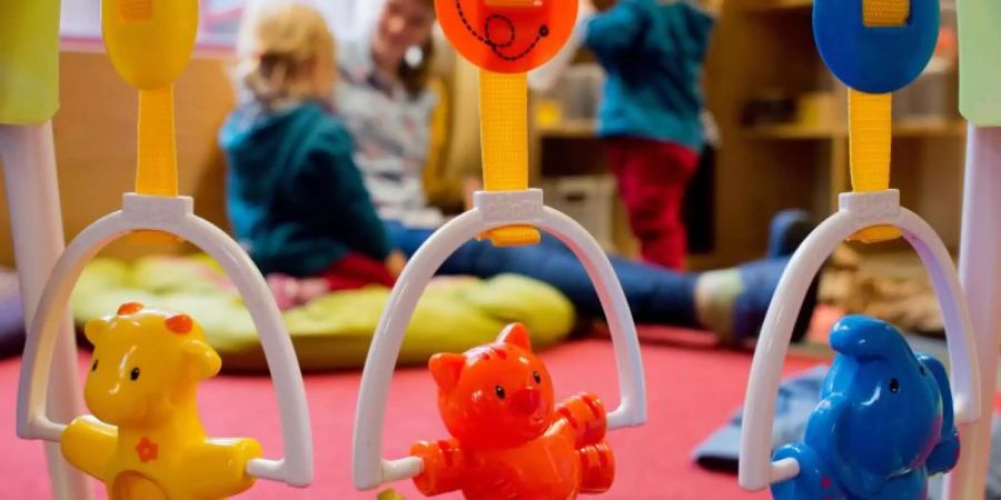 Die Gesetzesänderung sieht eine Erhöhung des Kinderzuschlags und des Schulstarterpakets vor. Foto: Julian Stratenschulte