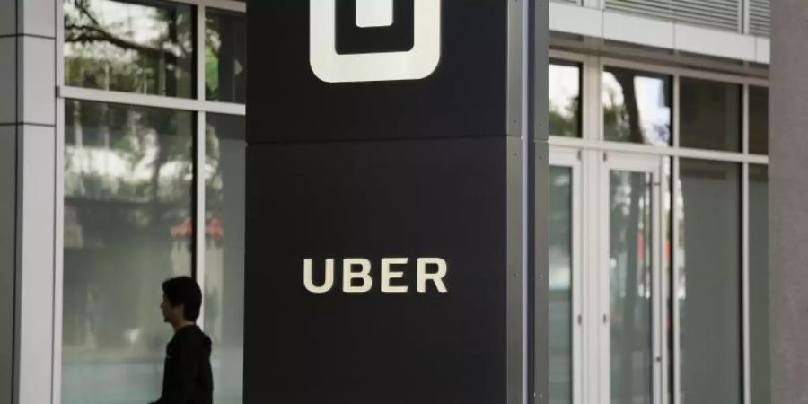 Nach Informationen des Finanzdienstes Bloomberg strebt Uber einen Erlös von rund zehn Milliarden Dollar an. Foto: Eric Risberg/AP