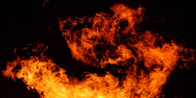 Es kam zu einer Explosion. (Symbolbild) Feuer