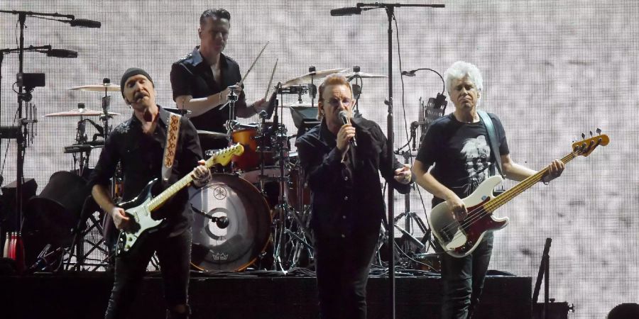 Die irische Rockband U2 mit einem Gesamtvermögen von 675 Millionen US-Dollar.