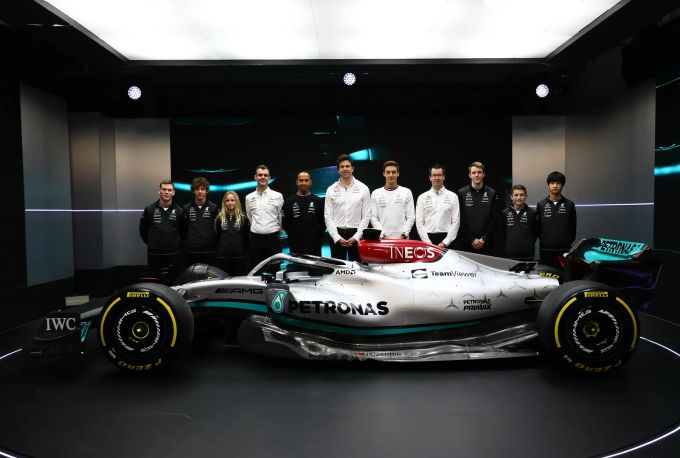 Das Team hinter dem neuen Mercedes-Bolliden. Mercedes-AMG Petronas Motorsport