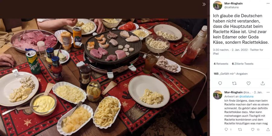 Auch bei dieser Familie erinnert der Raclette-Abend eher an einen Grill-Plausch.