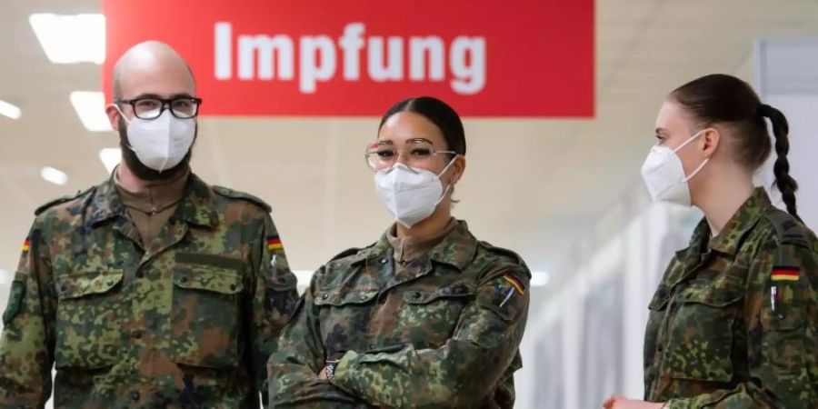 Etwa 94 Prozent der Bundeswehrsoldaten sind geimpft oder genesen. Foto: Sven Hoppe/dpa/Symbolbild