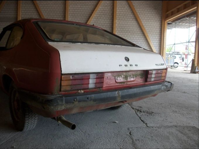 Ford Capri von hinten